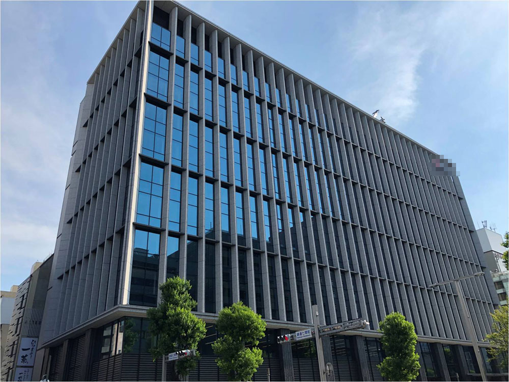 名古屋の銀行ビル