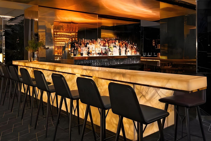 透光人造大理石如何制造呢?